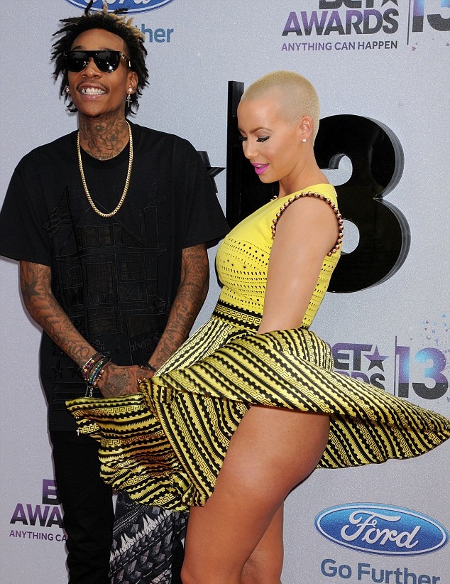 Oops Moment Pic of Amber Rose