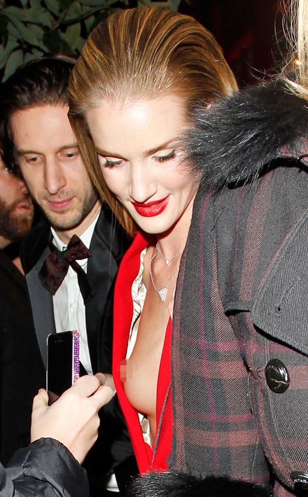 Rosie Huntington Oops Moment Pic