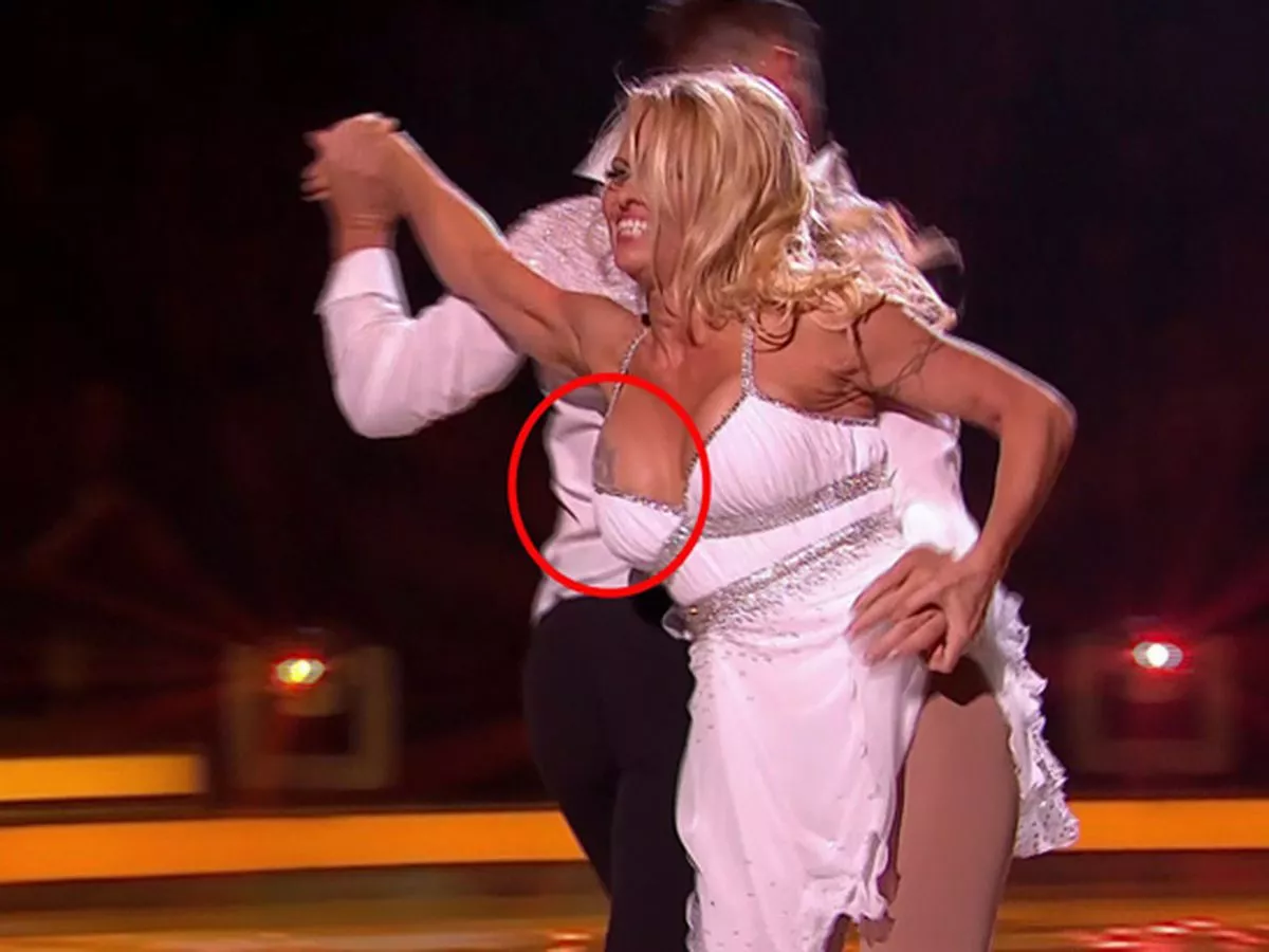 Pamela Anderson Wardrobe Malfunction Pic